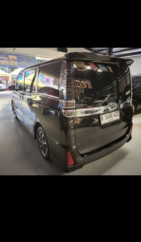 2018 Toyota Voxy 2018 Toyota Voxy