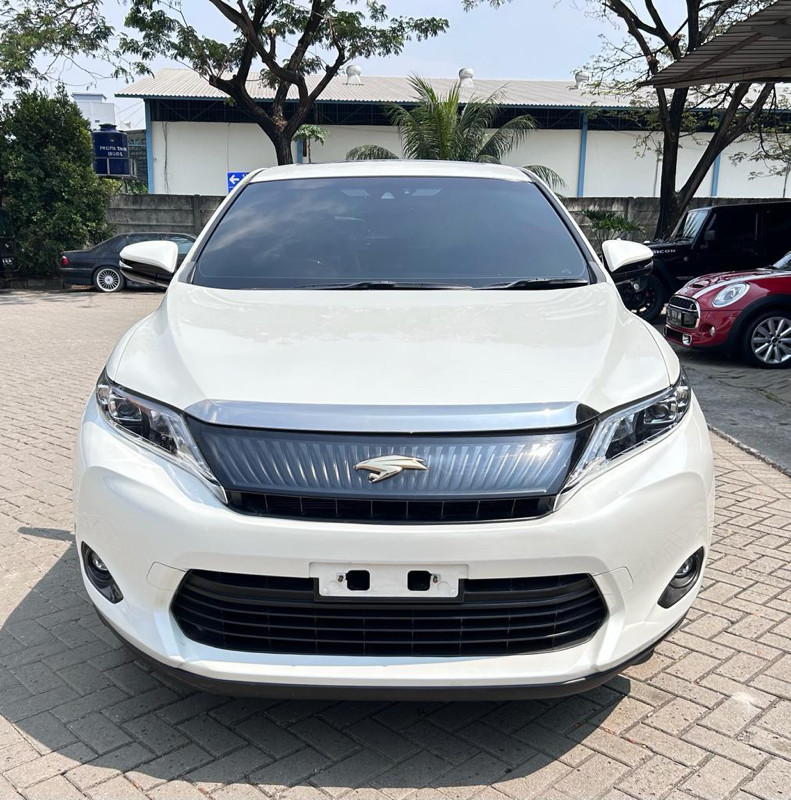 2014 Toyota Harrier Bekas 2014 Toyota Harrier Bekas