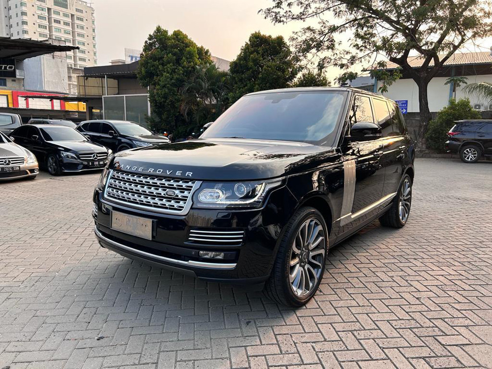 Second Hand 2013 Land Rover Range Rover Vogue Second Hand 2013 Land Rover Range Rover Vogue