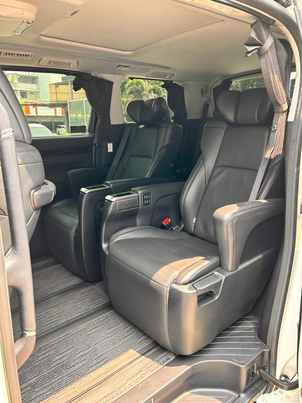 2016 Toyota Vellfire 2016 Toyota Vellfire