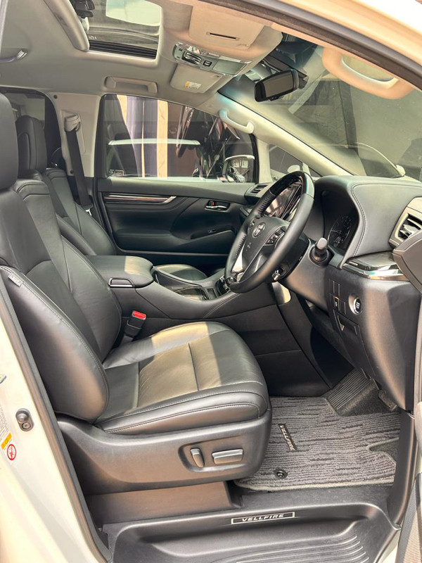 2016 Toyota Vellfire 2016 Toyota Vellfire