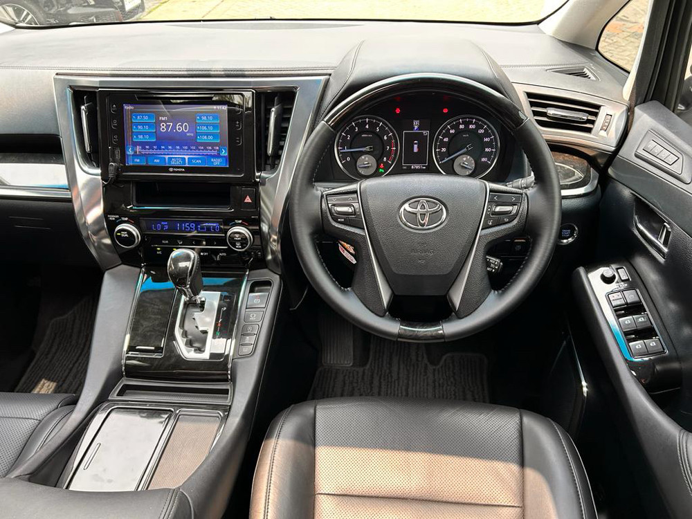 2016 Toyota Vellfire 2016 Toyota Vellfire