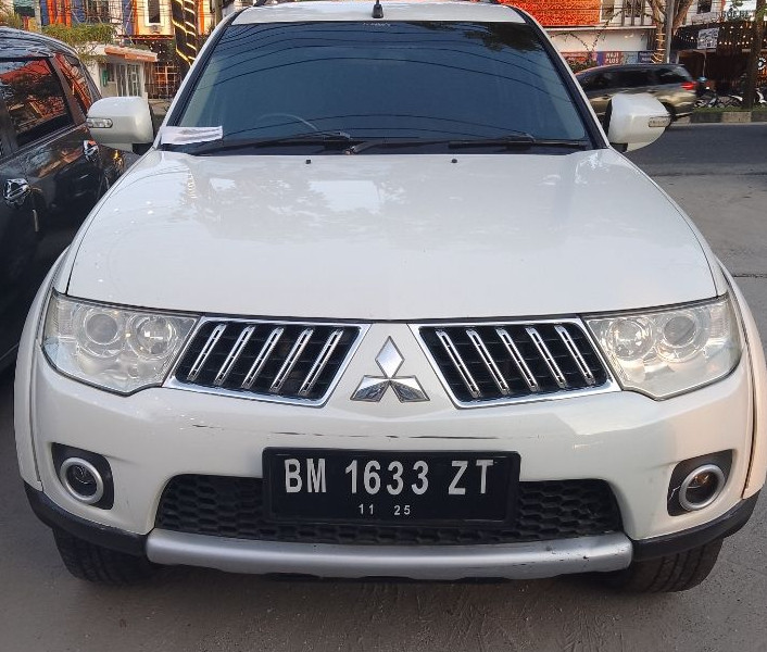 2010 Mitsubishi Pajero Sport  2010 Mitsubishi Pajero Sport