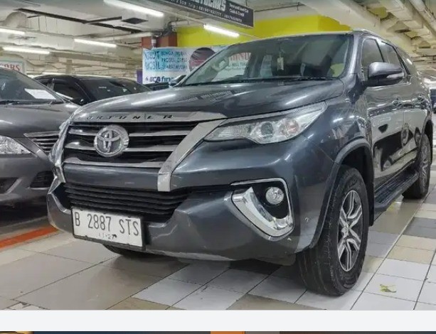Second Hand 2016 Toyota Fortuner  1.5 G AT DIESEL Second Hand 2016 Toyota Fortuner  1.5 G AT DIESEL