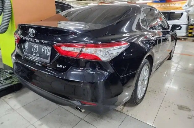 2019 Toyota Camry 2.5 V 2019 Toyota Camry 2.5 V
