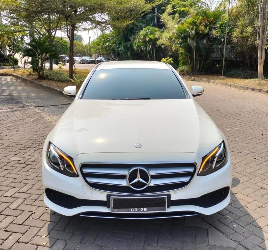 2016 Mercedes Benz E-Class 2016 Mercedes Benz E-Class