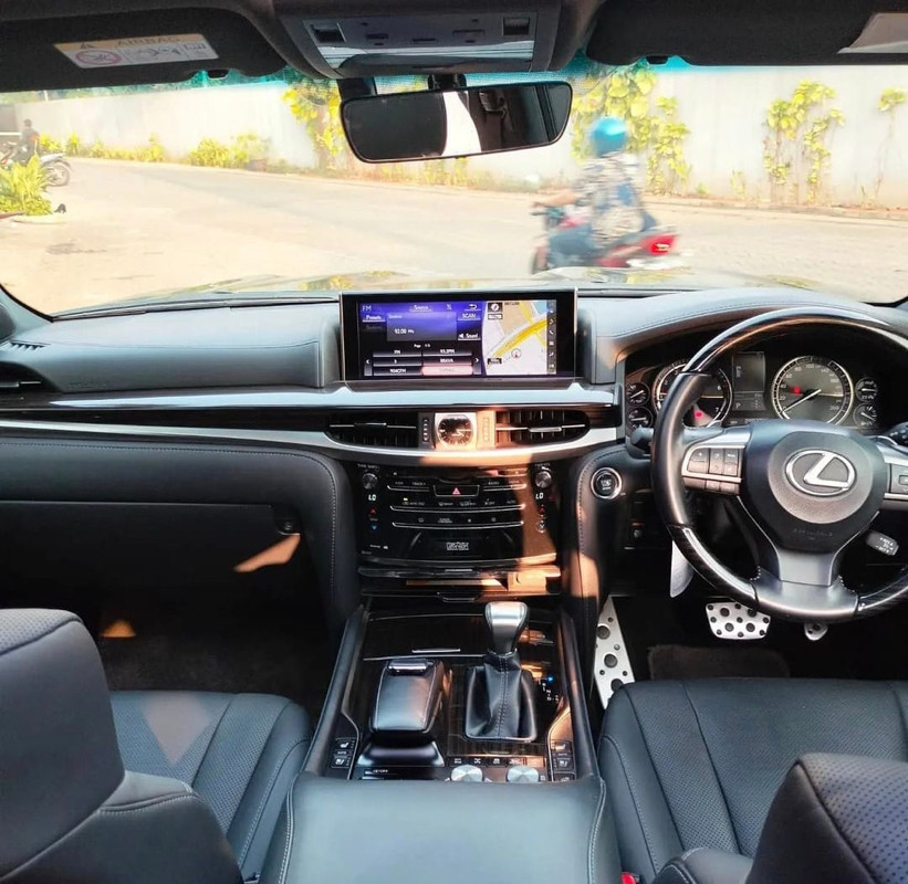 2019 Lexus LX 2019 Lexus LX