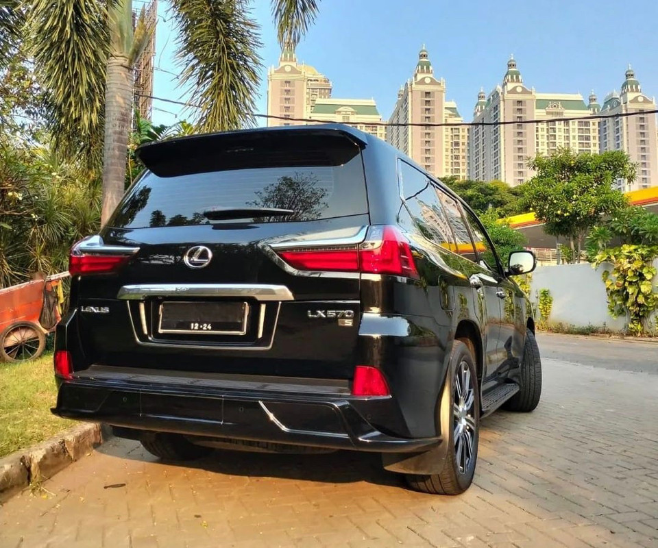 2019 Lexus LX 2019 Lexus LX