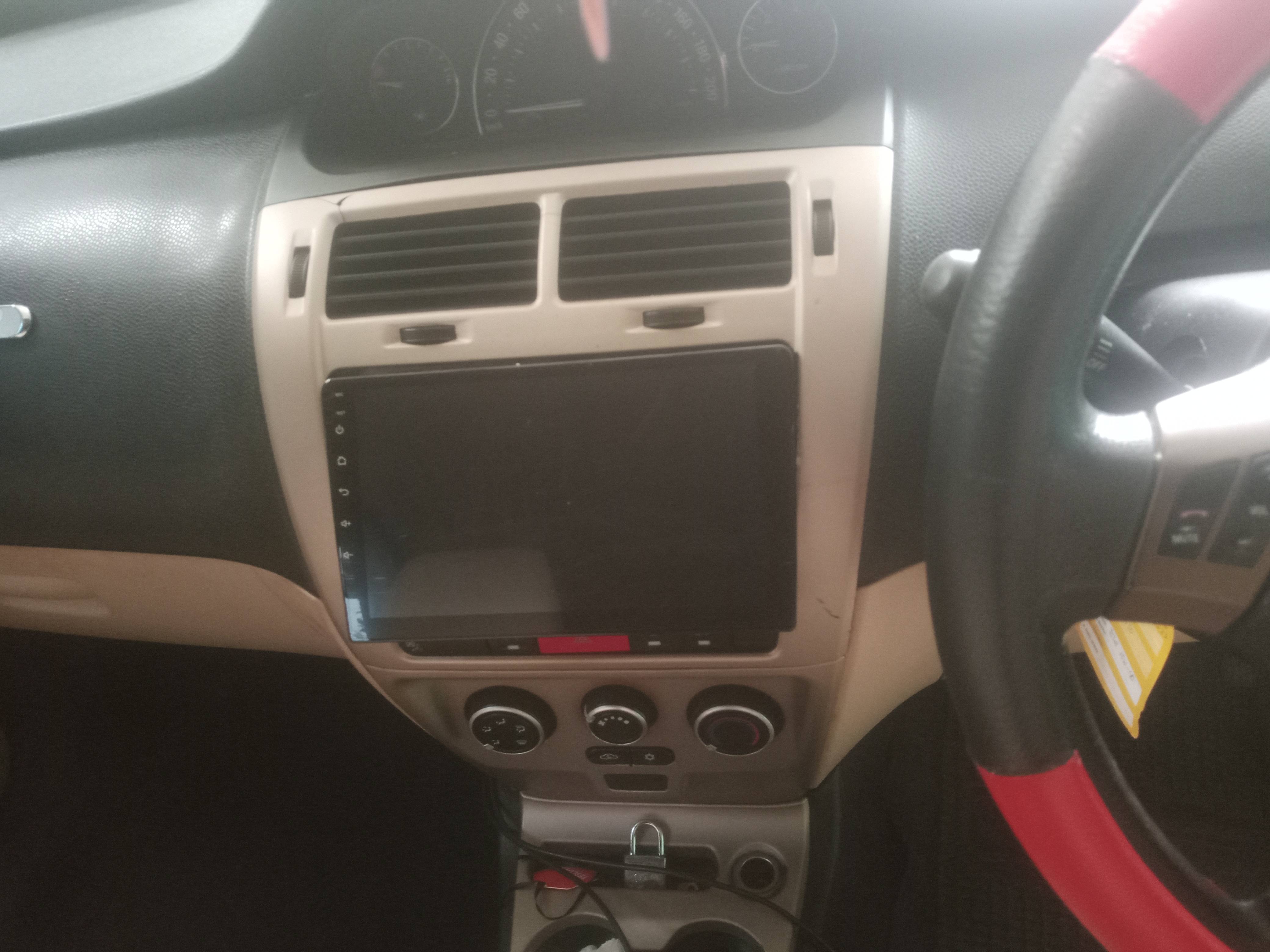 2013 Tata Vista 2013 Tata Vista