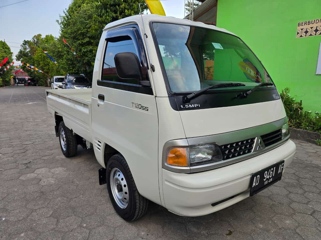 Used Mitsubishi Colt T120 SS