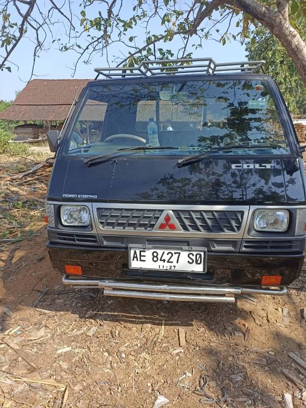 Used Mitsubishi Colt L300