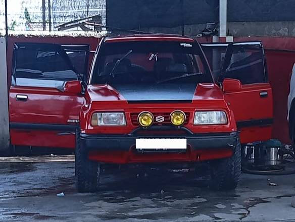 2000 Suzuki Escudo 2000 Suzuki Escudo