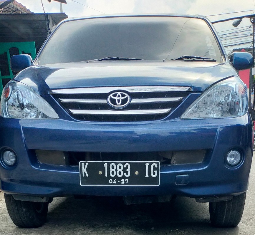 2004 Toyota Avanza