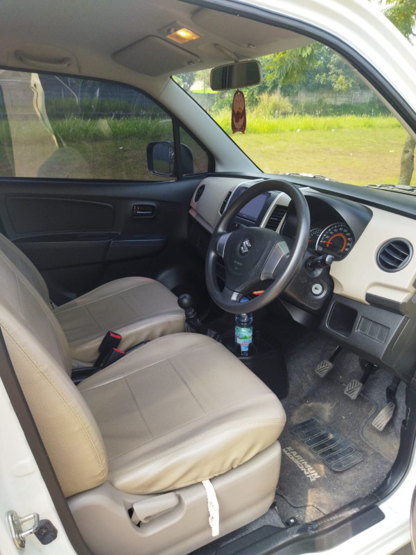 2017 Suzuki Karimun Wagon R 2017 Suzuki Karimun Wagon R