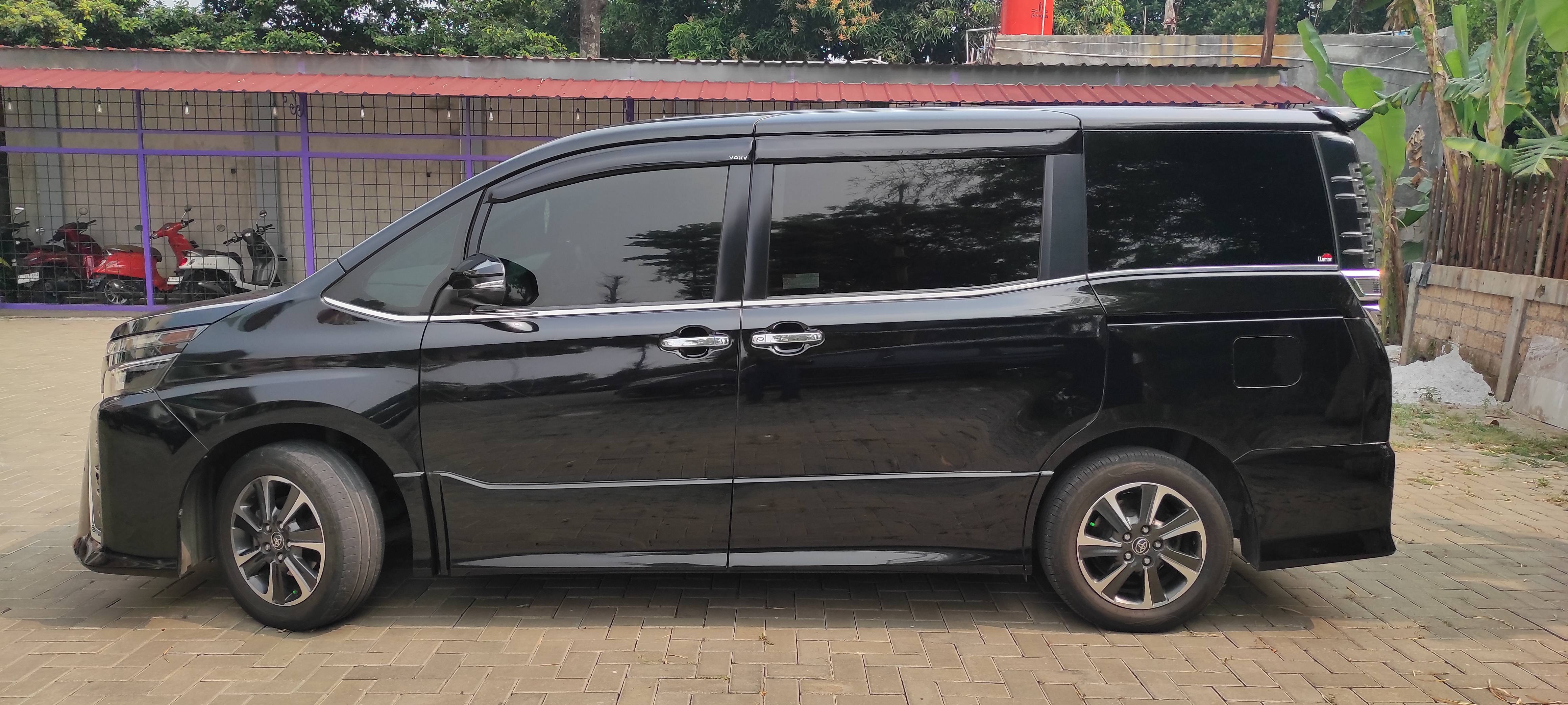 2018 Toyota Voxy 2018 Toyota Voxy