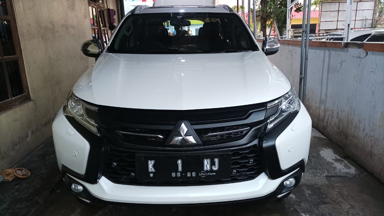 2019 Mitsubishi Pajero Sport  Dakar 4x2 AT Bekas 2019 Mitsubishi Pajero Sport  Dakar 4x2 AT Bekas