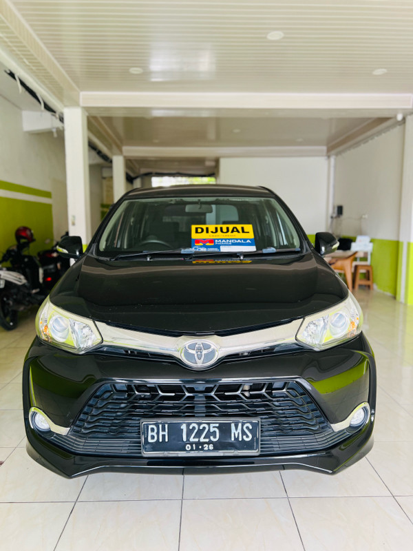 Second Hand 2017 Toyota Avanza Veloz Second Hand 2017 Toyota Avanza Veloz