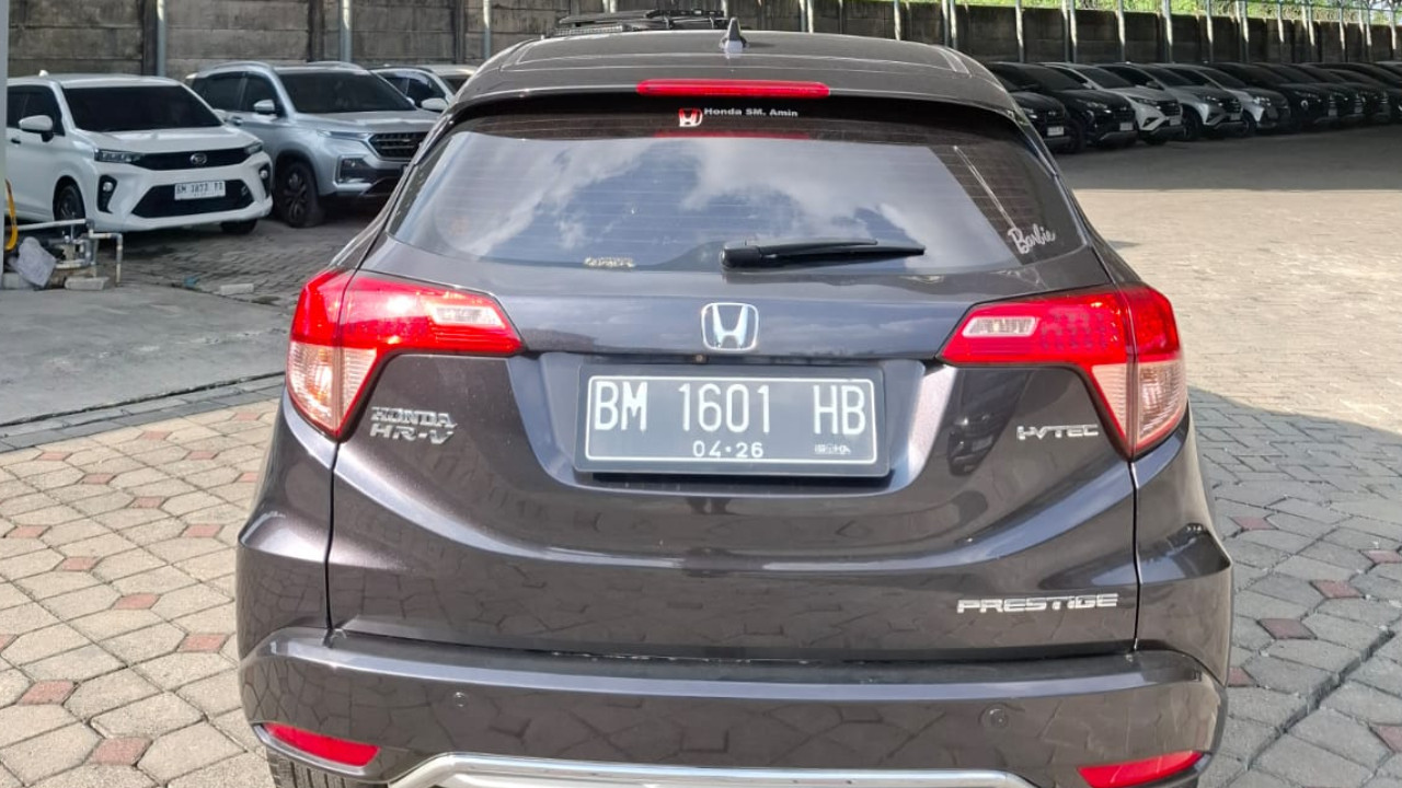 2016 Honda HRV  1.8L PRESTIGE CVT 2016 Honda HRV  1.8L PRESTIGE CVT