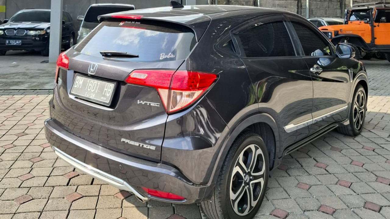 2016 Honda HRV  1.8L PRESTIGE CVT 2016 Honda HRV  1.8L PRESTIGE CVT