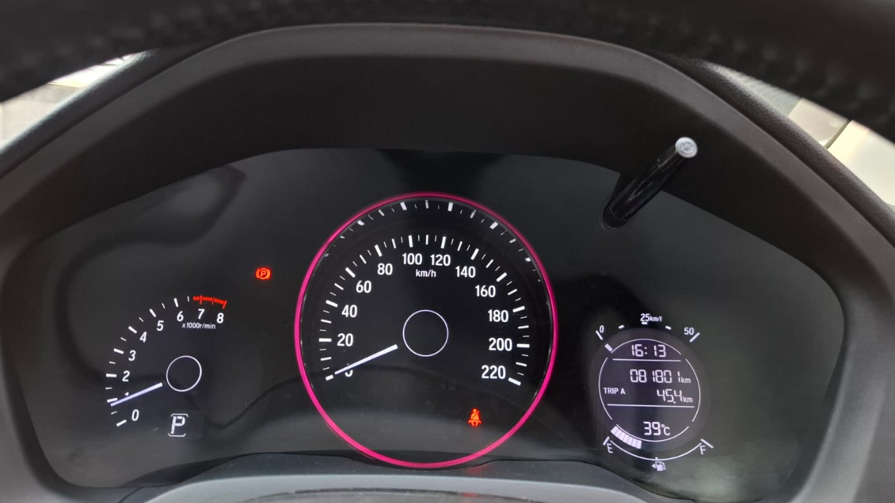 2016 Honda HRV  1.8L PRESTIGE CVT 2016 Honda HRV  1.8L PRESTIGE CVT