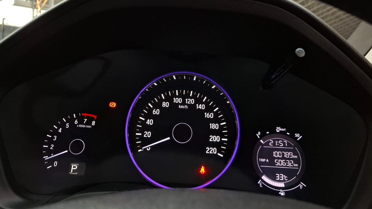 2017 Honda HRV  1.8L PRESTIGE CVT 2017 Honda HRV  1.8L PRESTIGE CVT