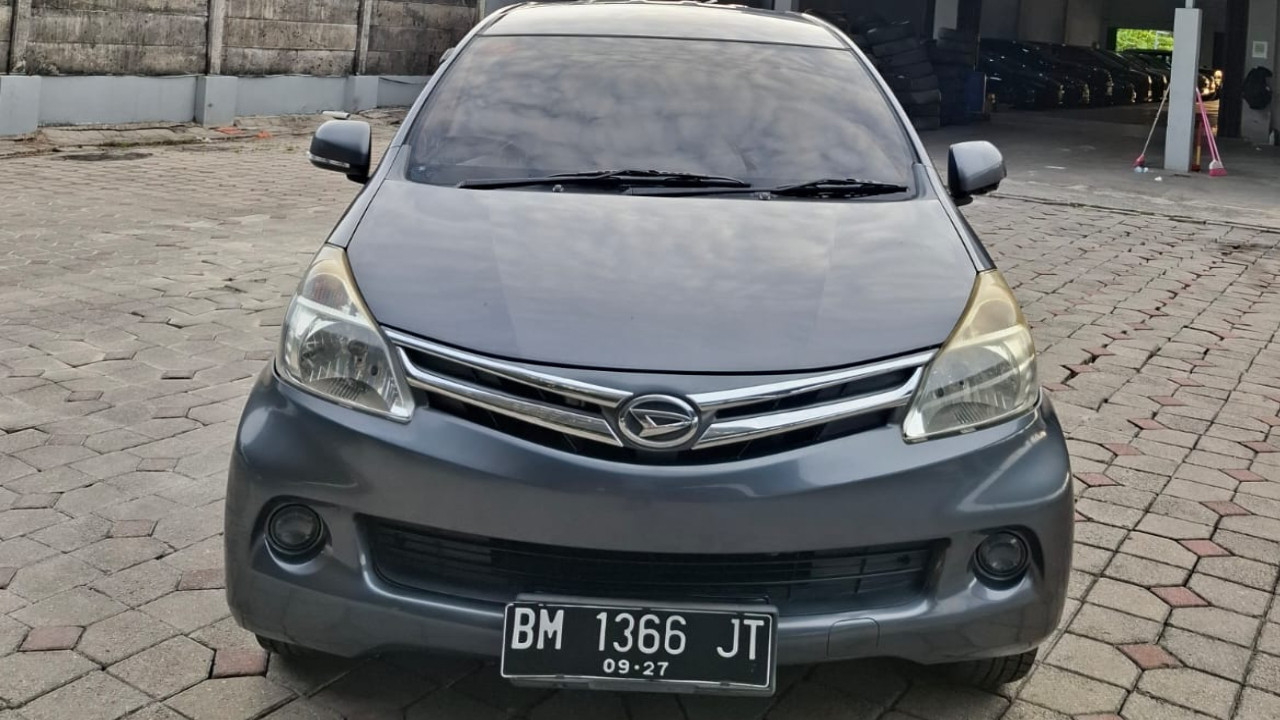 Second Hand 2012 Daihatsu Xenia  1.0 M MT Second Hand 2012 Daihatsu Xenia  1.0 M MT