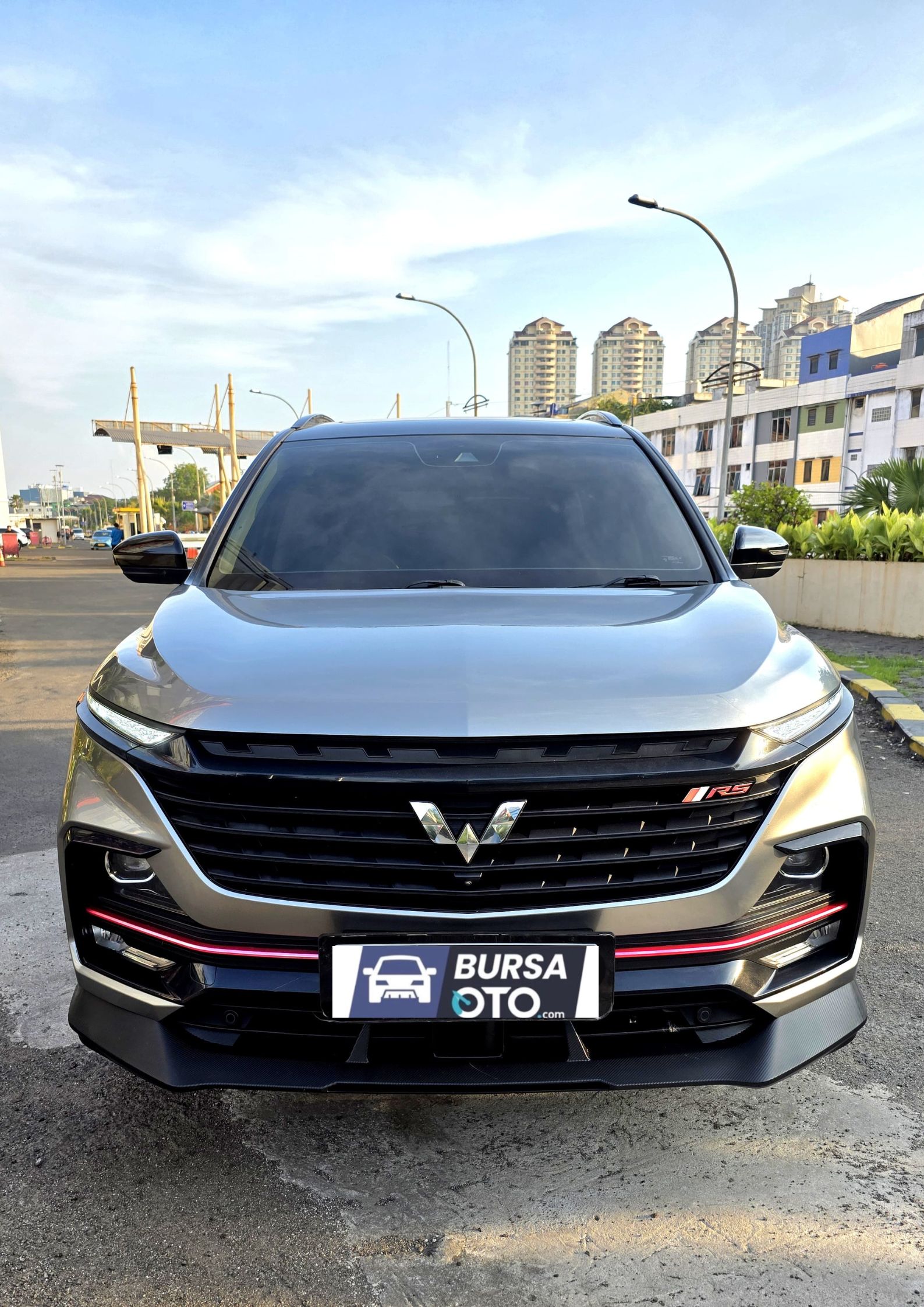 Second Hand 2022 Wuling Almaz RS Second Hand 2022 Wuling Almaz RS