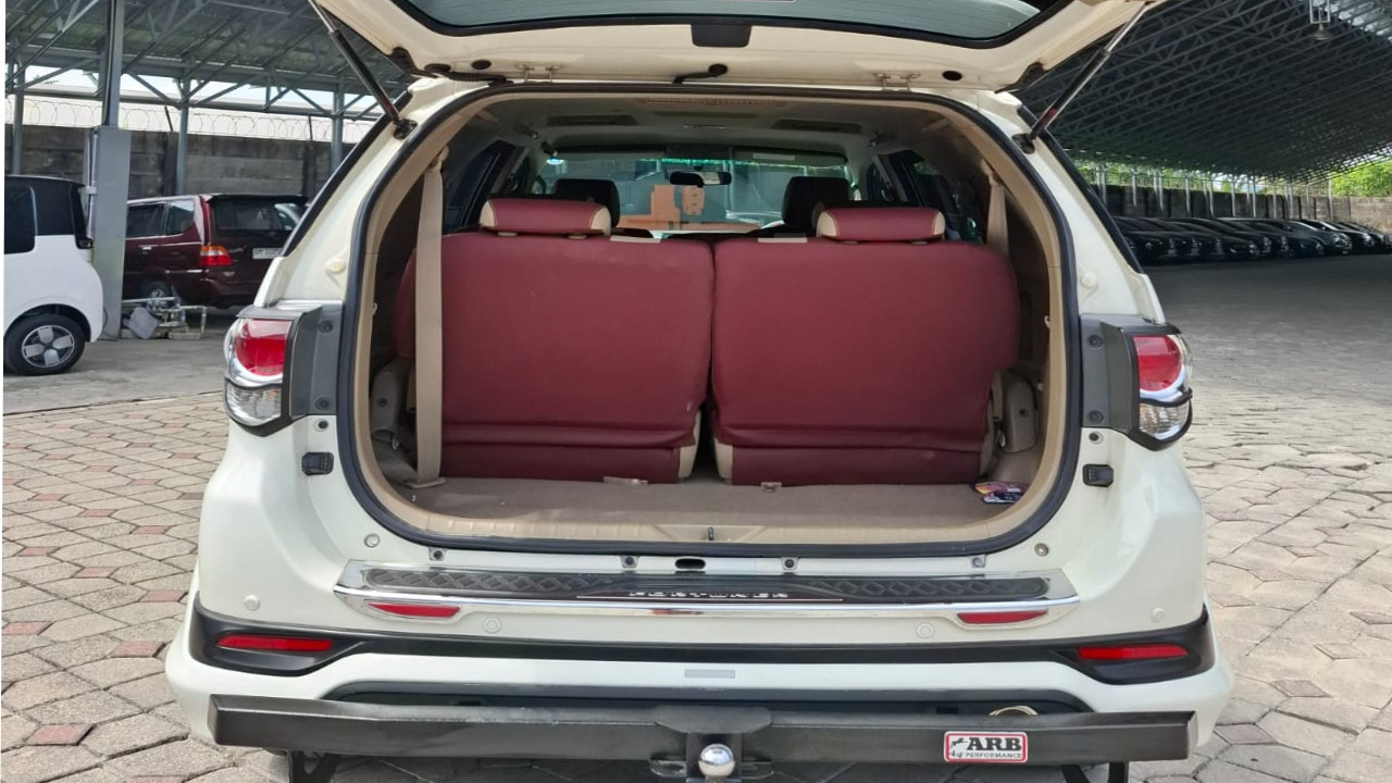 2013 Toyota Fortuner  2013 Toyota Fortuner