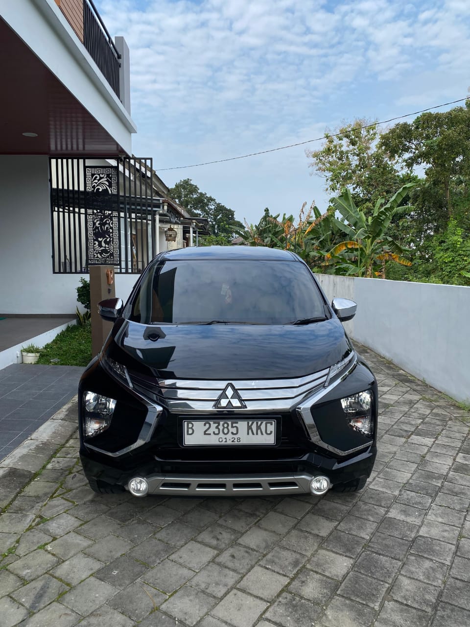 2017 Mitsubishi Xpander Ultimate CVT 2017 Mitsubishi Xpander Ultimate CVT