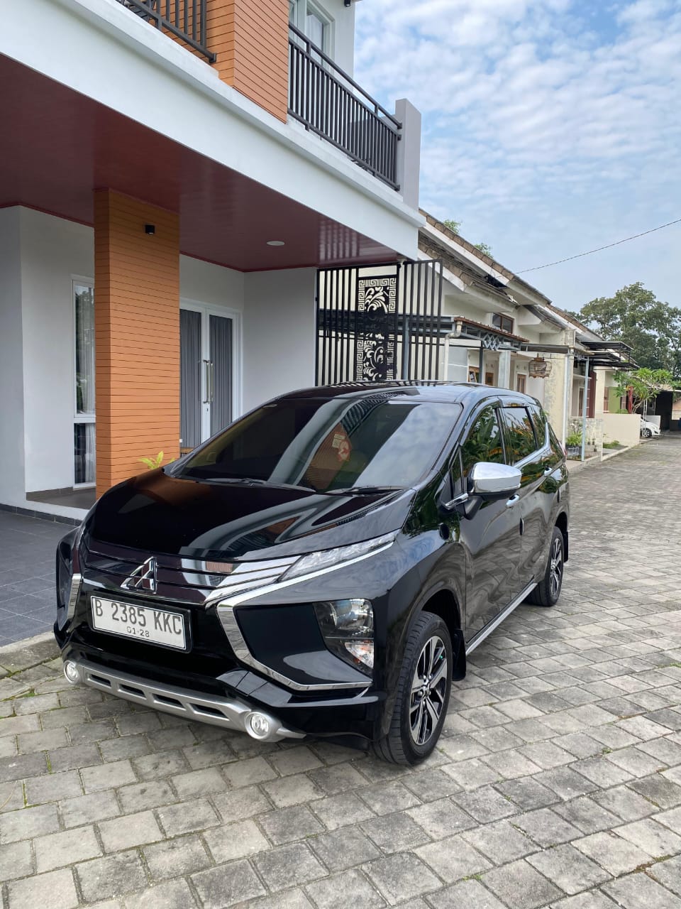 2017 Mitsubishi Xpander Ultimate CVT 2017 Mitsubishi Xpander Ultimate CVT