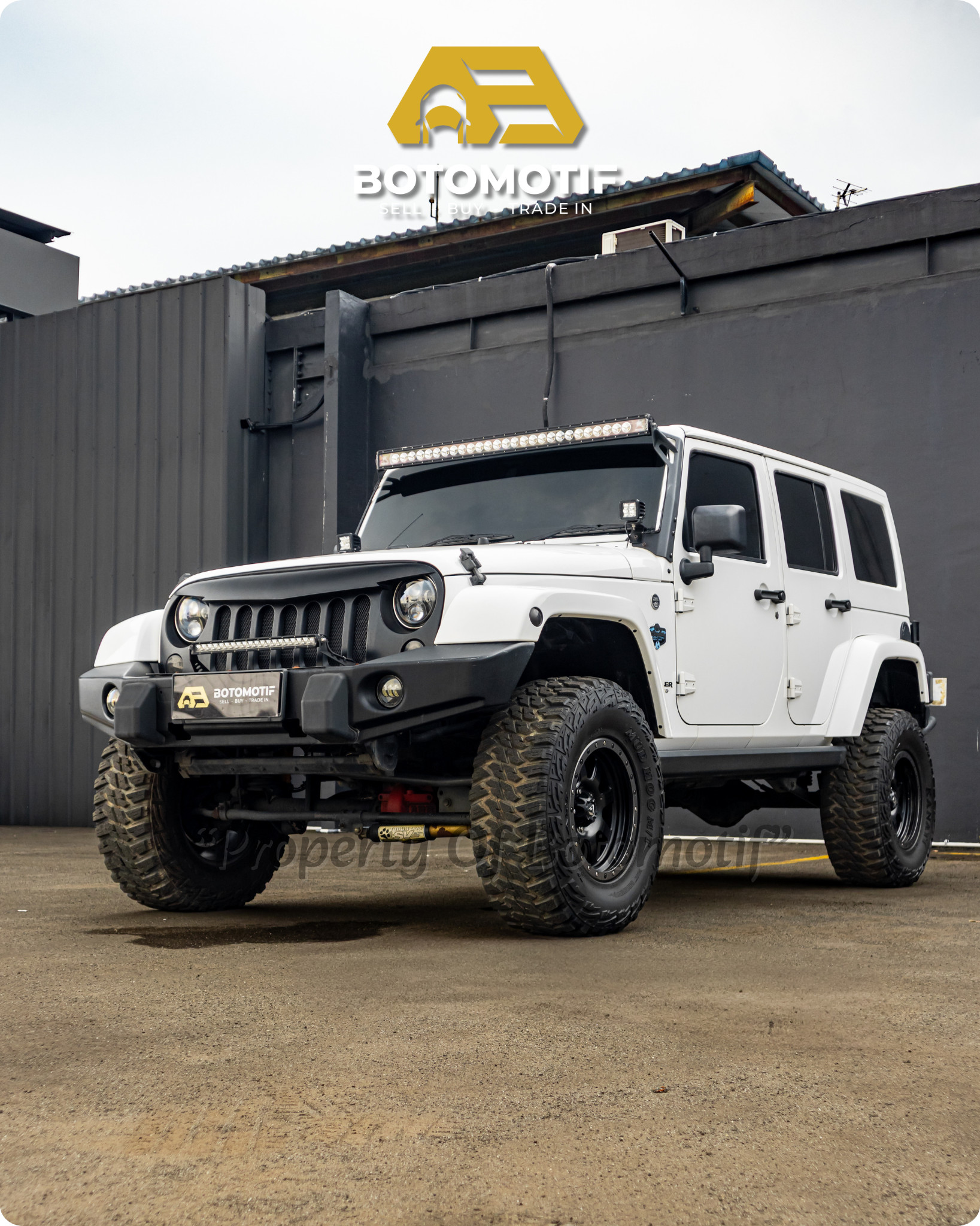 Second Hand 2012 Jeep Wrangler Unlimited Sahara 4x4 Second Hand 2012 Jeep Wrangler Unlimited Sahara 4x4