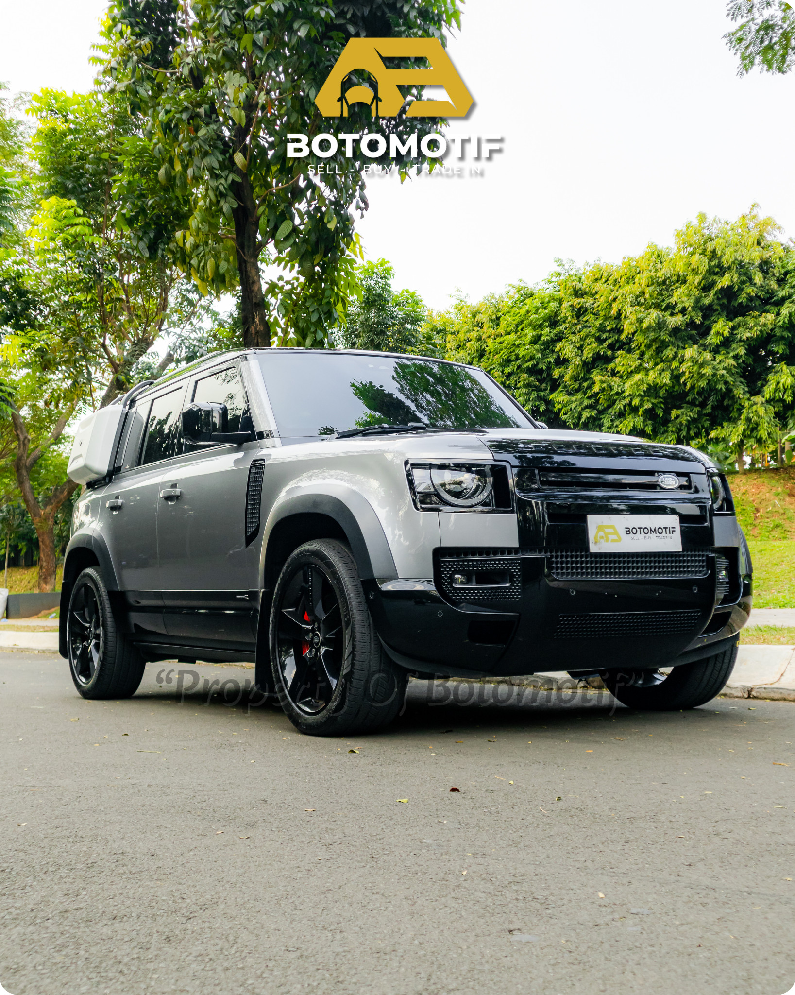 Second Hand 2022 Land Rover Defender 110 2.0L SE 110 Second Hand 2022 Land Rover Defender 110 2.0L SE 110