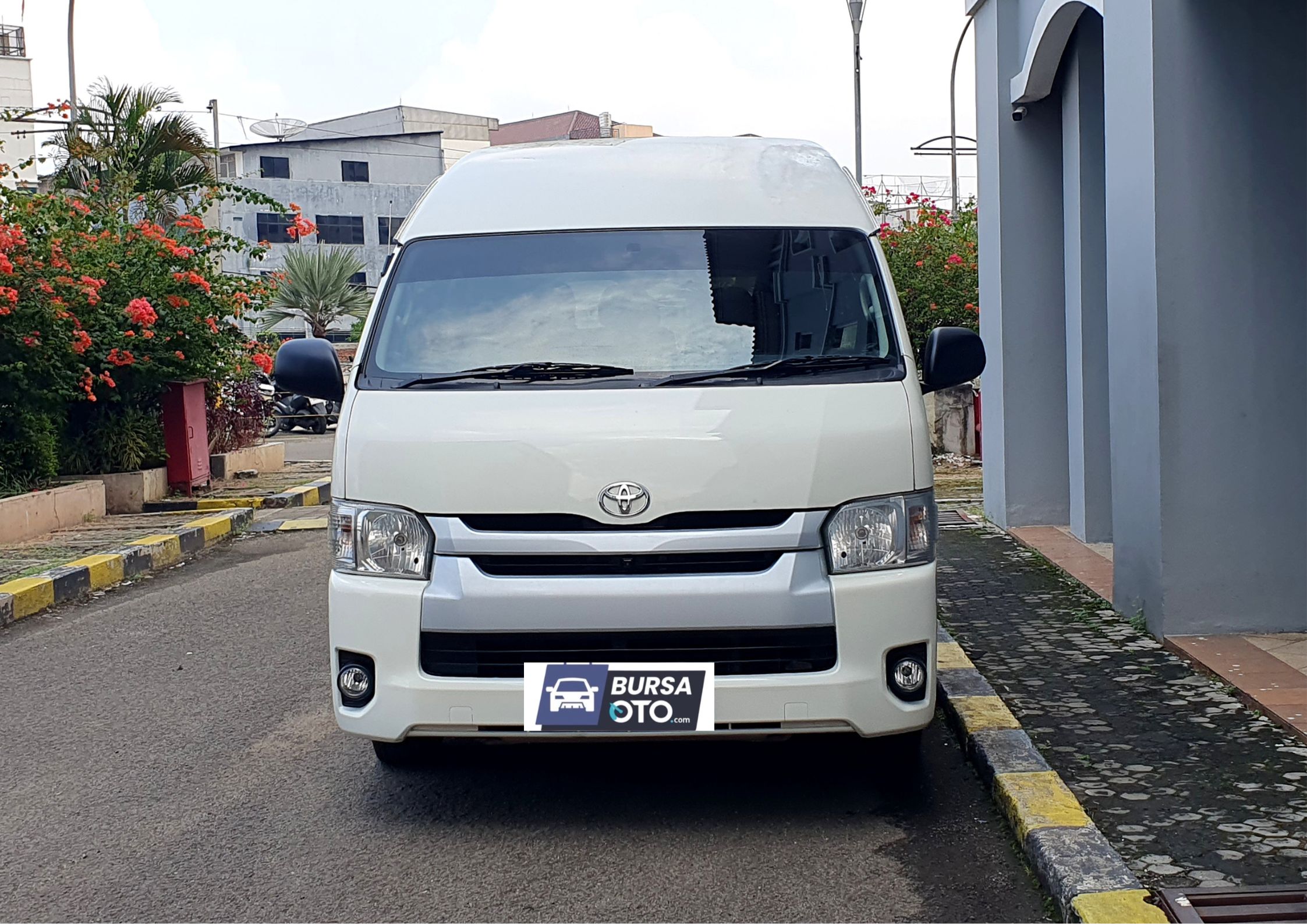 2015 Toyota Hiace Bekas 2015 Toyota Hiace Bekas