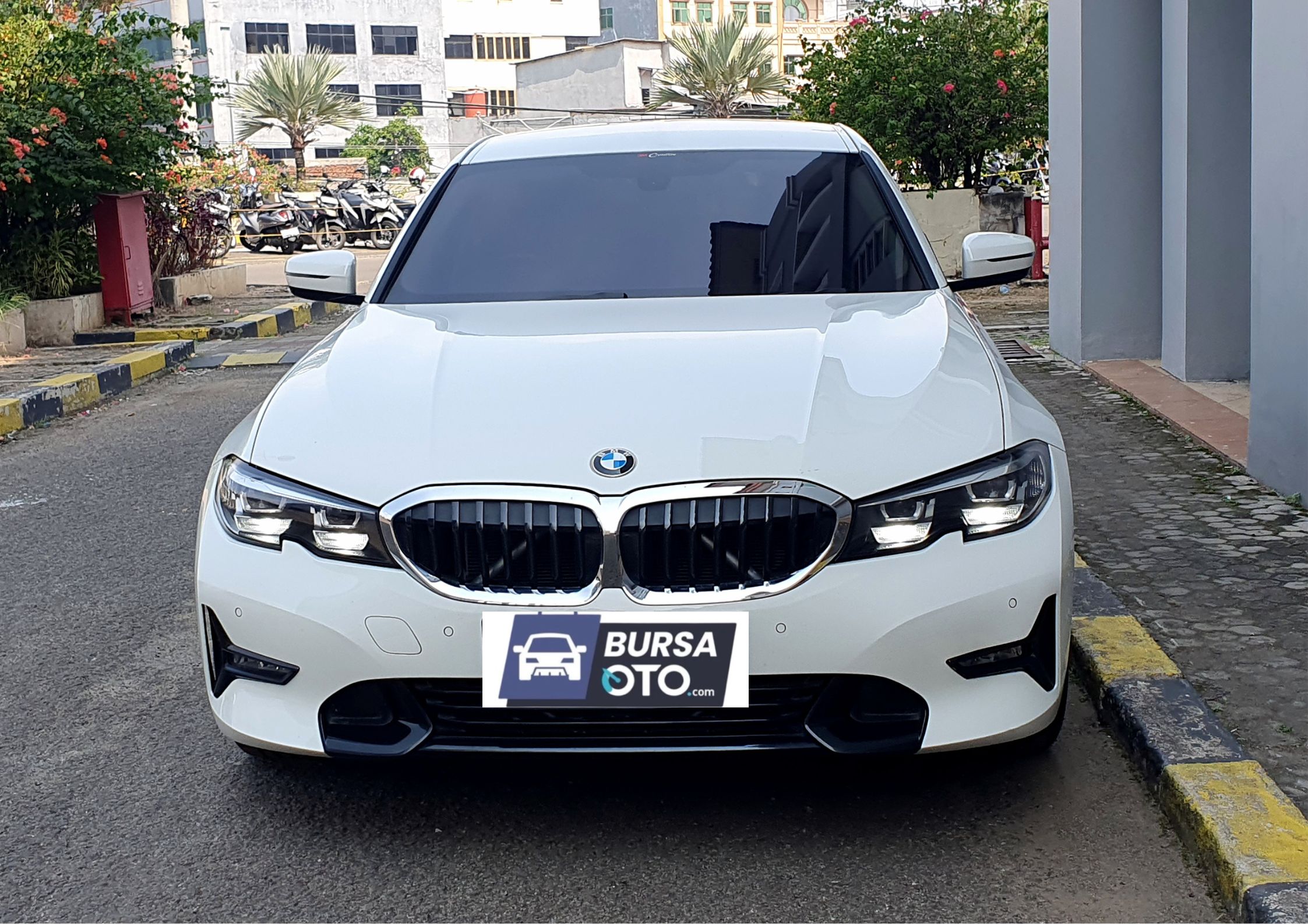 Second Hand 2022 BMW 3 Series Sedan Second Hand 2022 BMW 3 Series Sedan