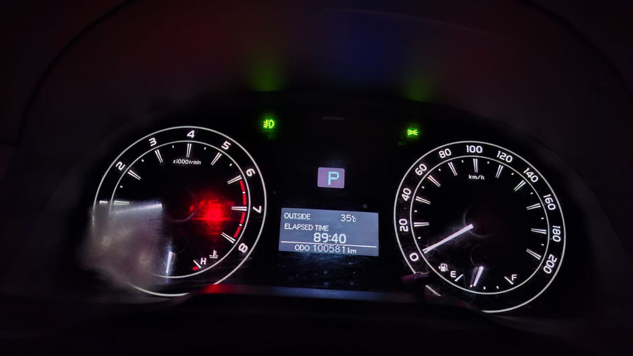 2016 Toyota Innova BENSIN G 2.0 AT 2016 Toyota Innova BENSIN G 2.0 AT