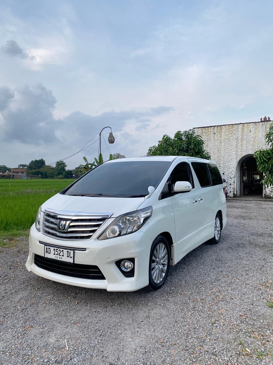 2012 Toyota Alphard  S 2.4 AT 2012 Toyota Alphard  S 2.4 AT