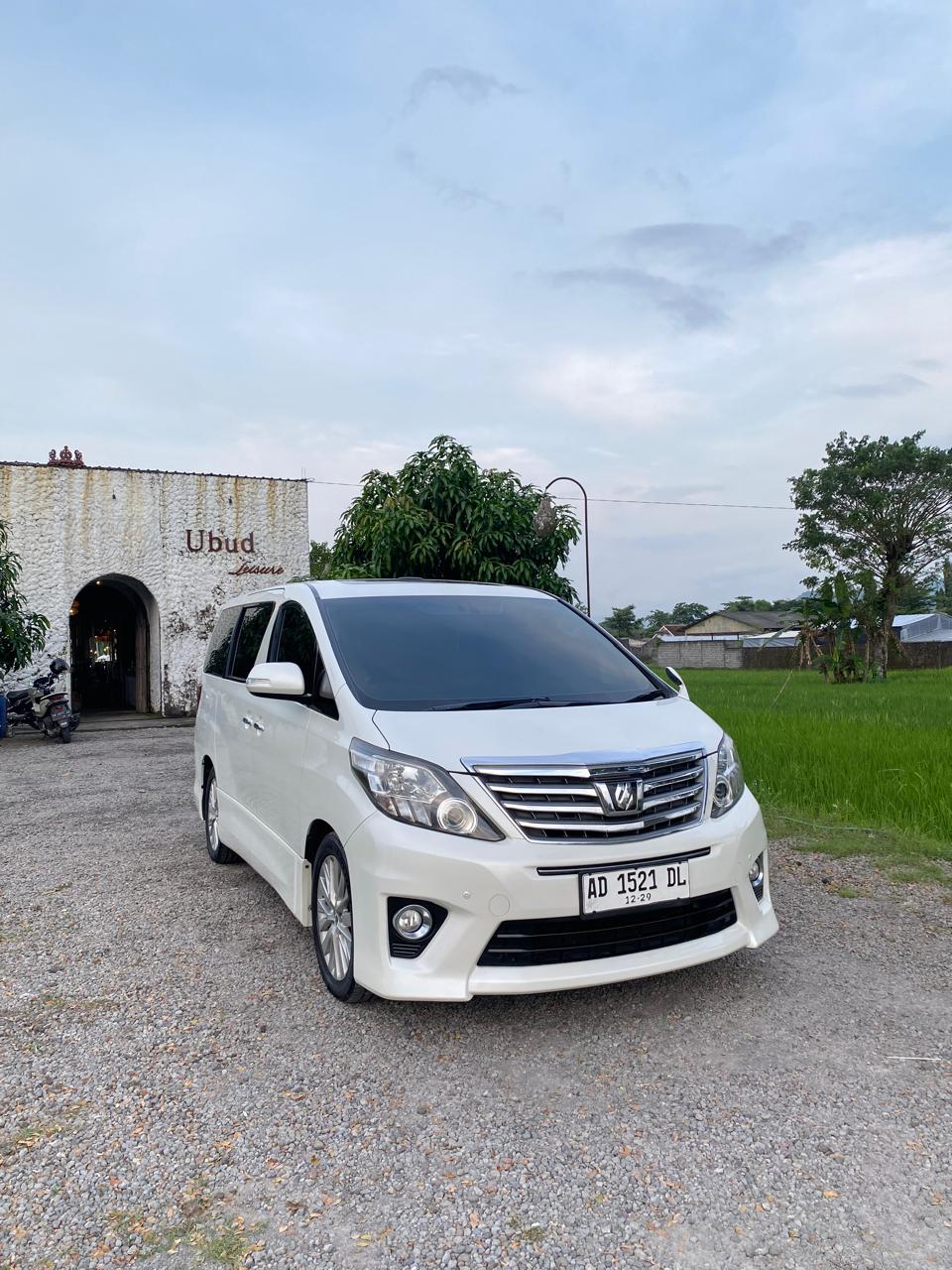 2012 Toyota Alphard  S 2.4 AT 2012 Toyota Alphard  S 2.4 AT