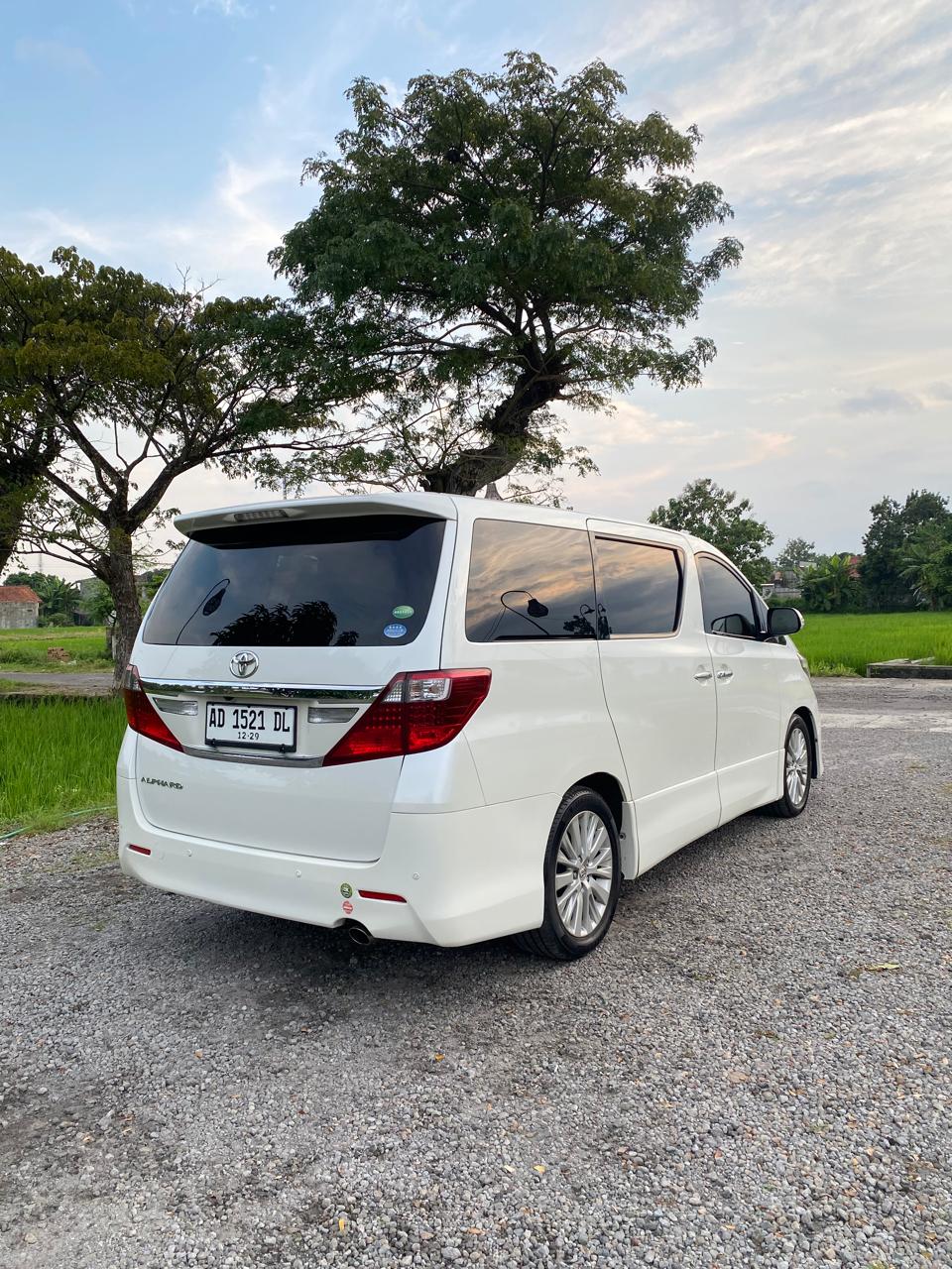 2012 Toyota Alphard  S 2.4 AT 2012 Toyota Alphard  S 2.4 AT