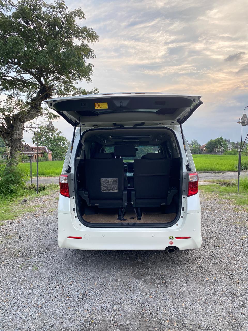 2012 Toyota Alphard  S 2.4 AT 2012 Toyota Alphard  S 2.4 AT