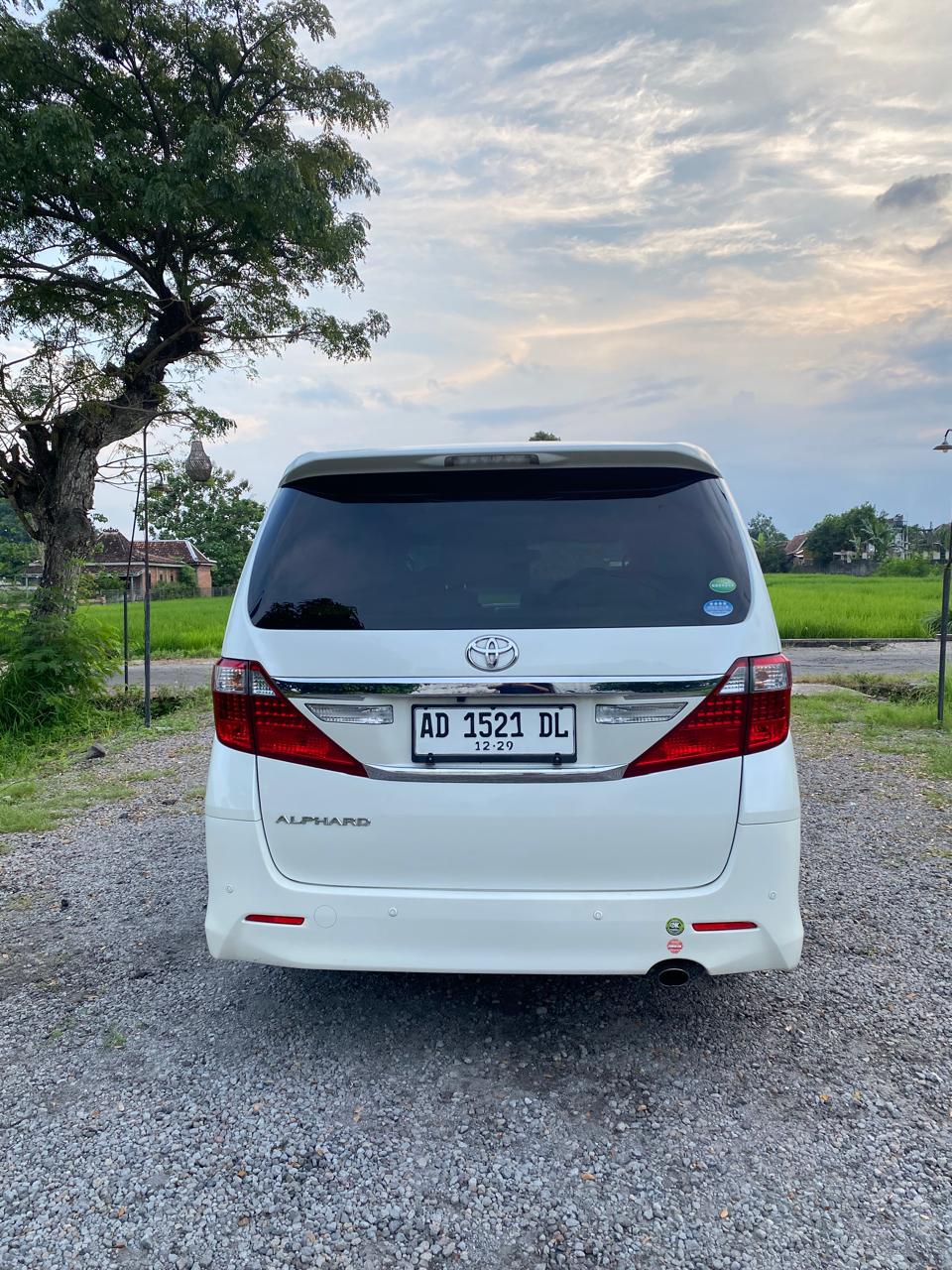 2012 Toyota Alphard  S 2.4 AT 2012 Toyota Alphard  S 2.4 AT