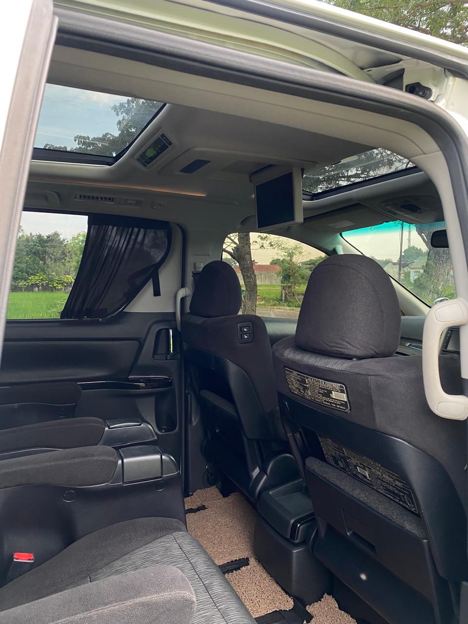 2012 Toyota Alphard  S 2.4 AT 2012 Toyota Alphard  S 2.4 AT