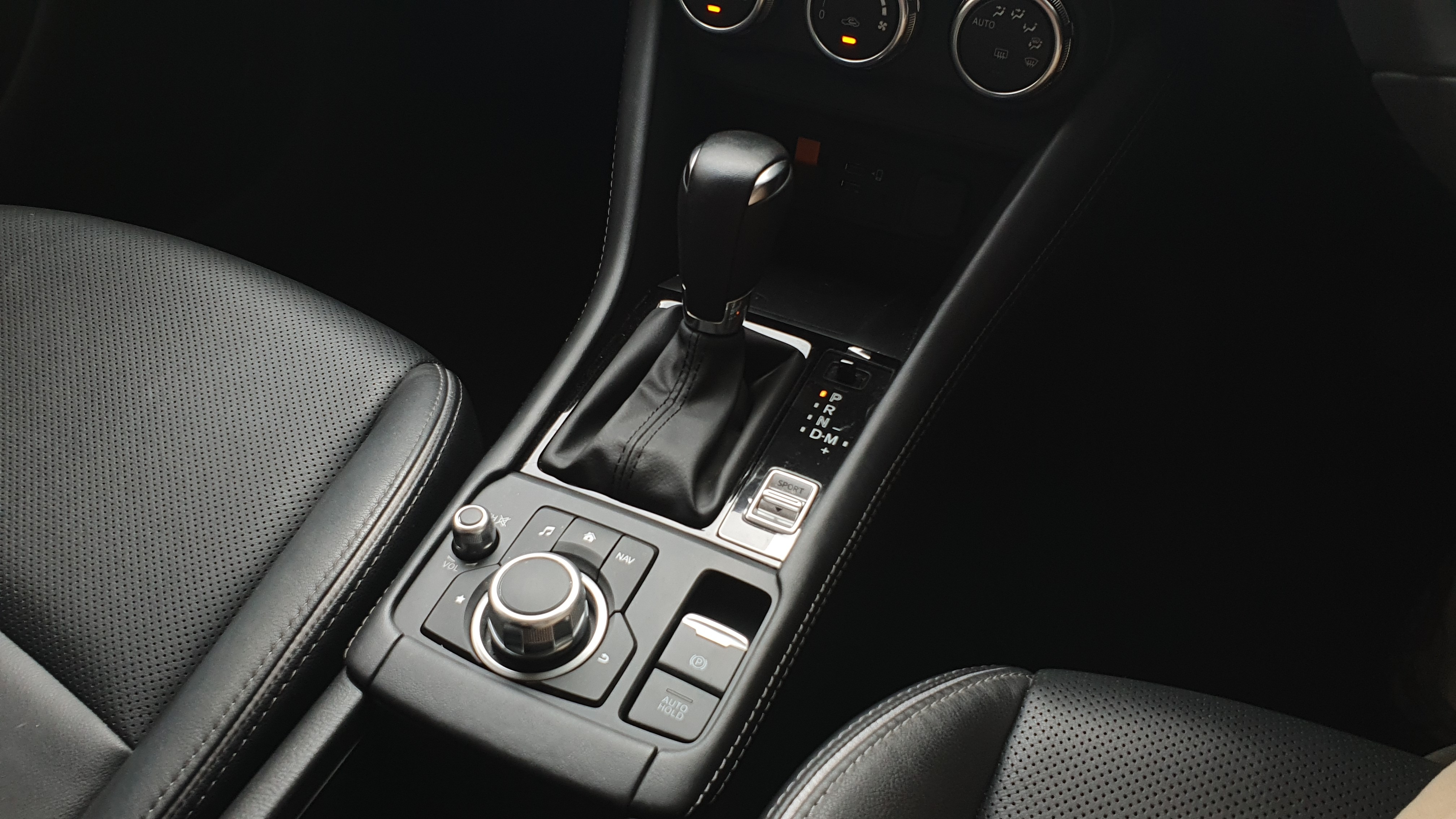 2024 Mazda CX-3 2024 Mazda CX-3