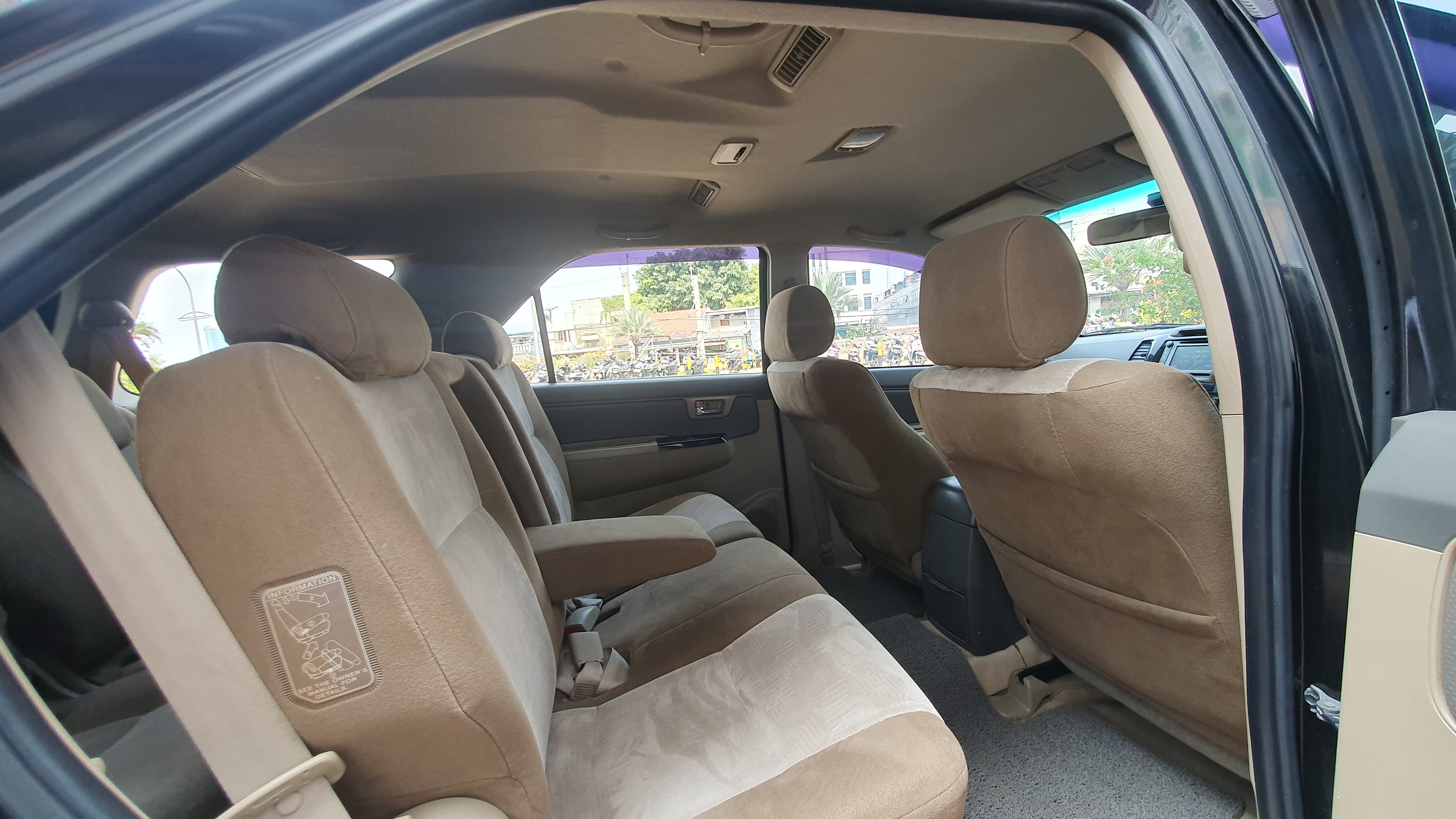 2013 Toyota Fortuner  2013 Toyota Fortuner