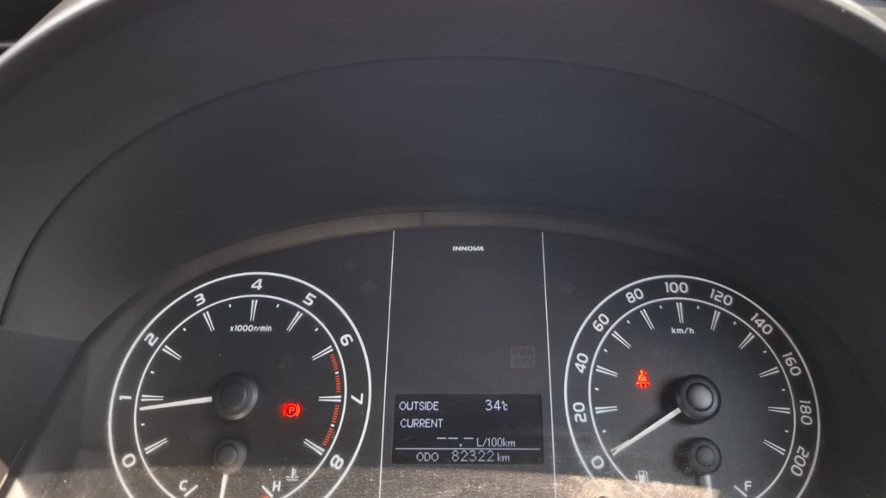 2020 Toyota Innova BENSIN G 2.0 MT 2020 Toyota Innova BENSIN G 2.0 MT