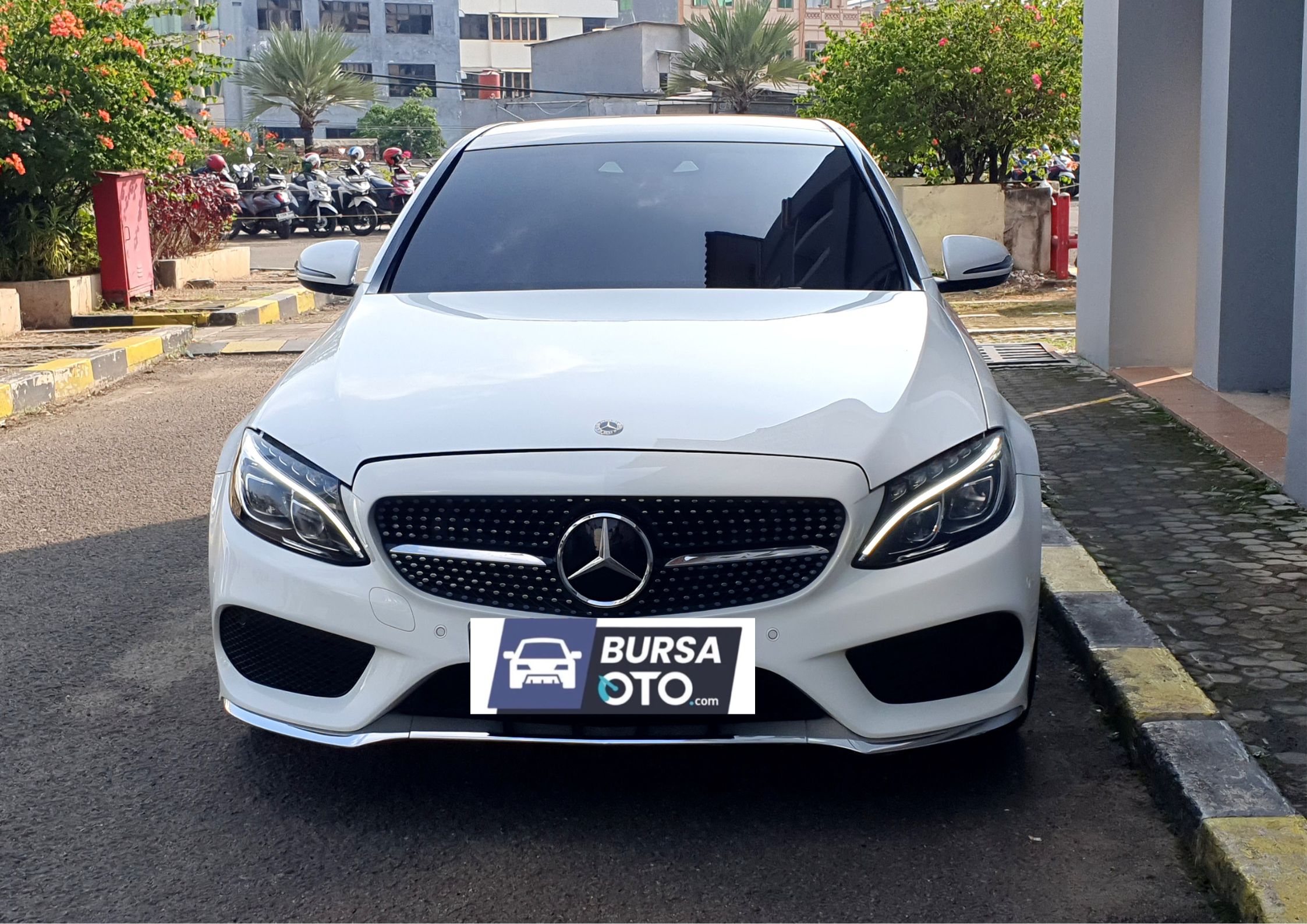 Second Hand 2018 Mercedes Benz C-Class Sedan Second Hand 2018 Mercedes Benz C-Class Sedan