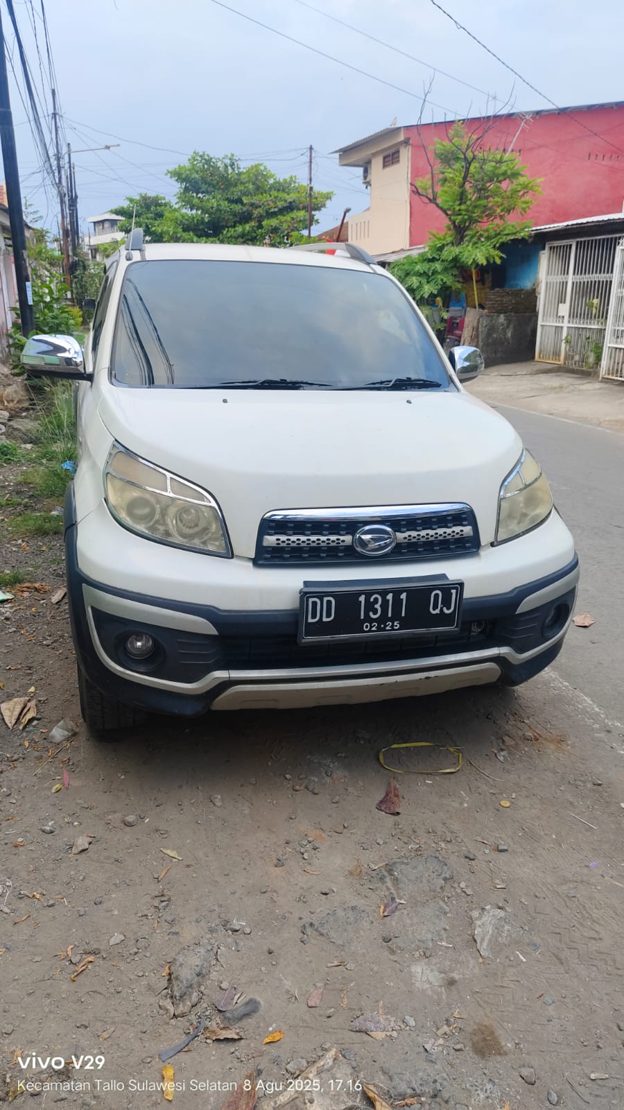 2014 Daihatsu Terios Bekas 2014 Daihatsu Terios Bekas