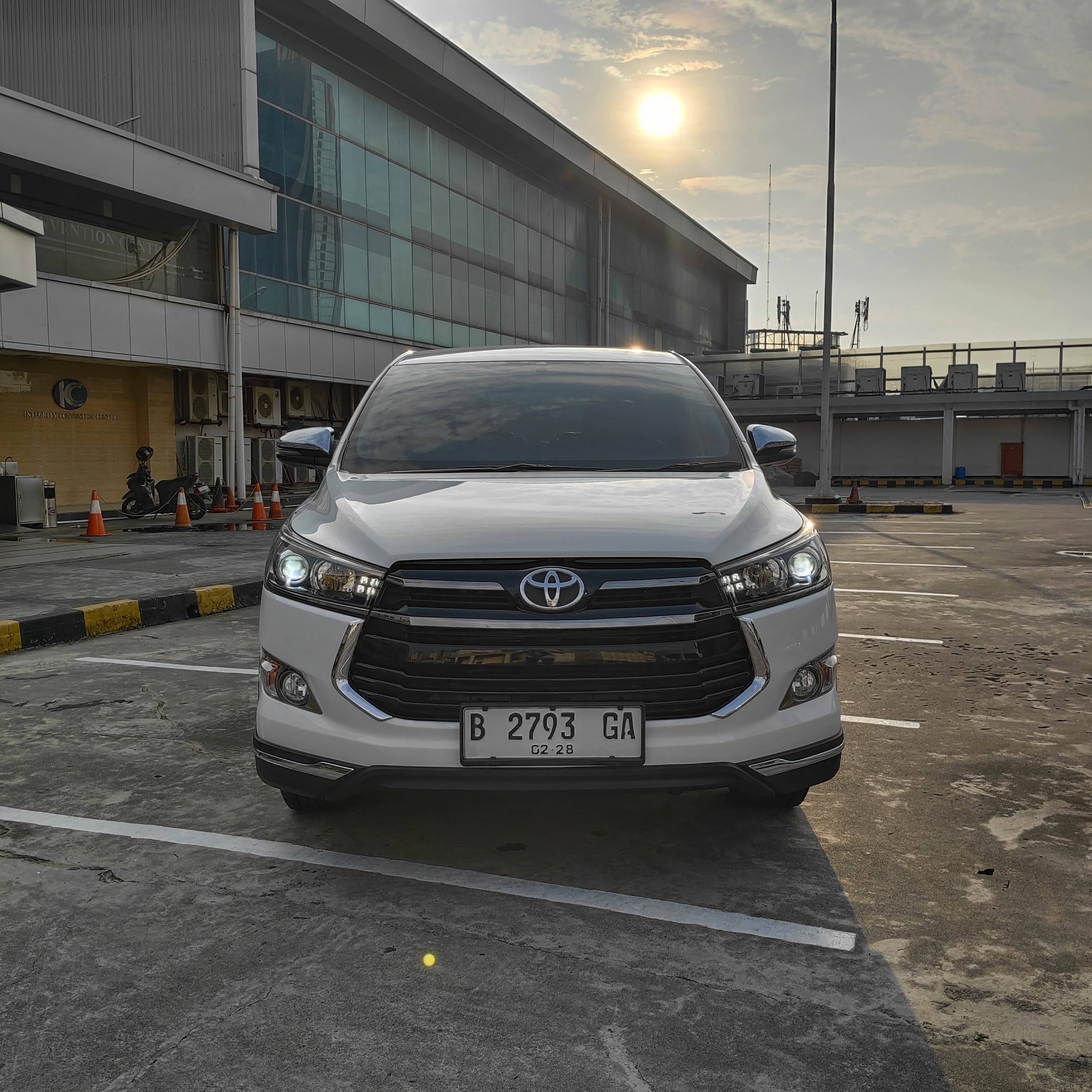 Second Hand 2018 Toyota Venturer Second Hand 2018 Toyota Venturer