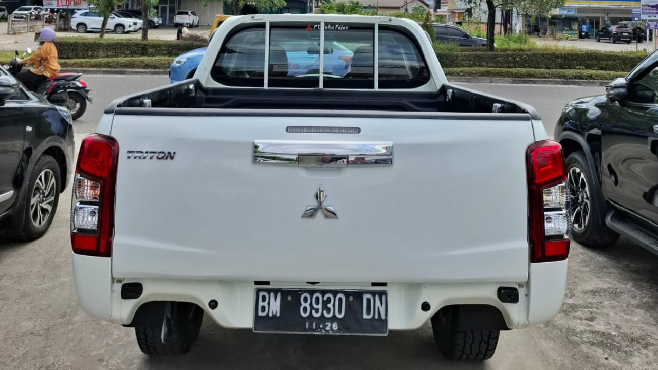 2021 Mitsubishi Triton Double Cab GLS 4x4 MT 2021 Mitsubishi Triton Double Cab GLS 4x4 MT