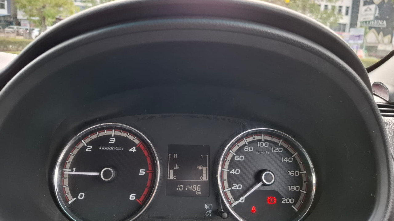 2021 Mitsubishi Triton Double Cab GLS 4x4 MT 2021 Mitsubishi Triton Double Cab GLS 4x4 MT