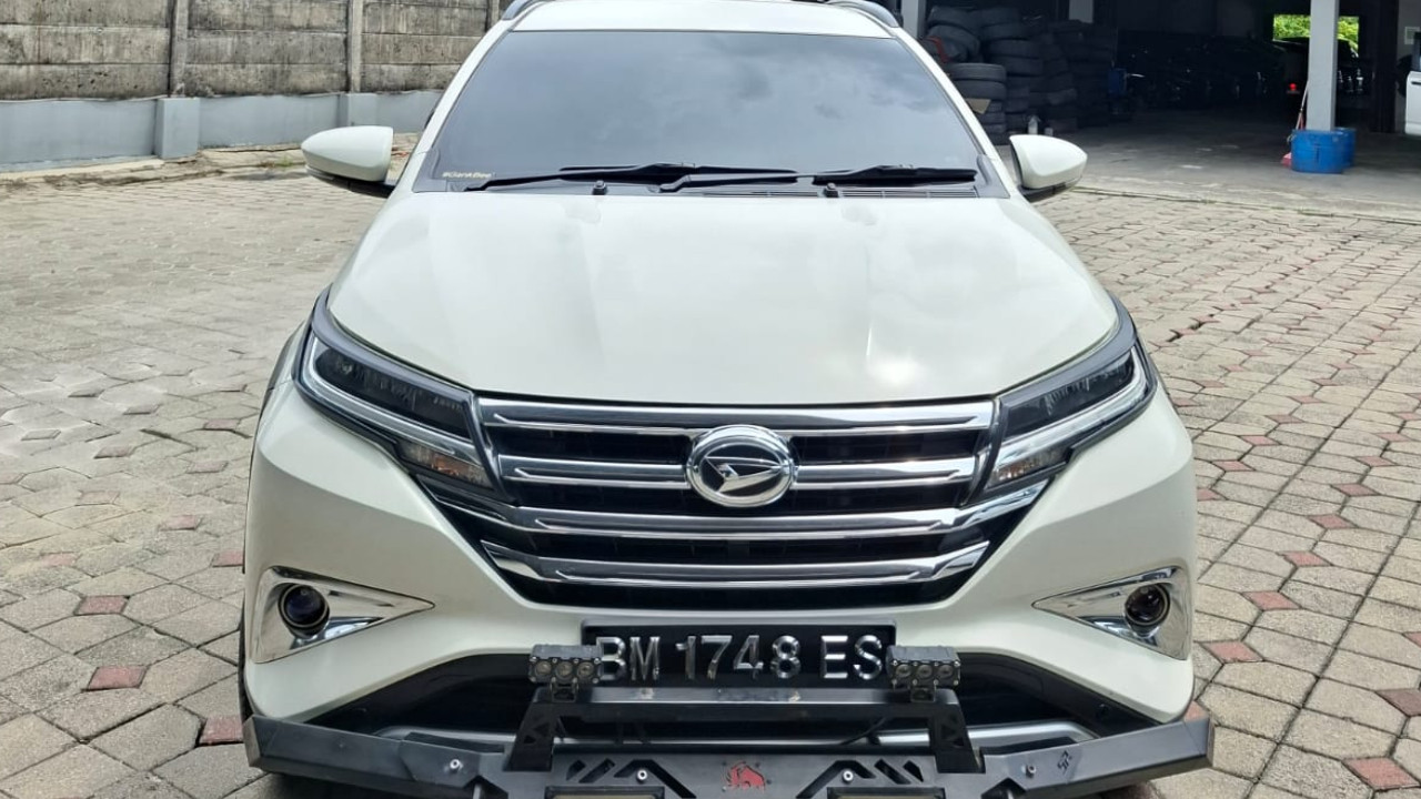 2020 Daihatsu Terios R M/T Bekas 2020 Daihatsu Terios R M/T Bekas